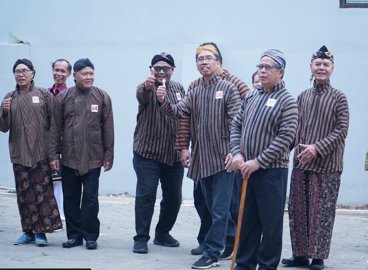 bambang gunadi background PAKAI